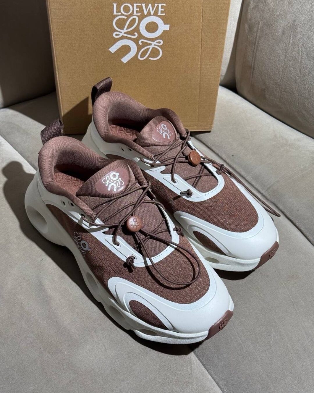 Кроссовки On x Loewe