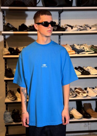 Футболка Balenciaga