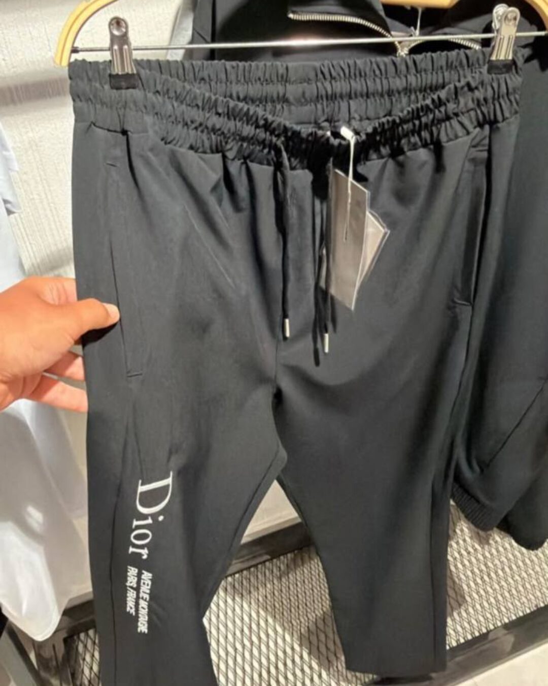 Спортивные штаны Dior — фото 4