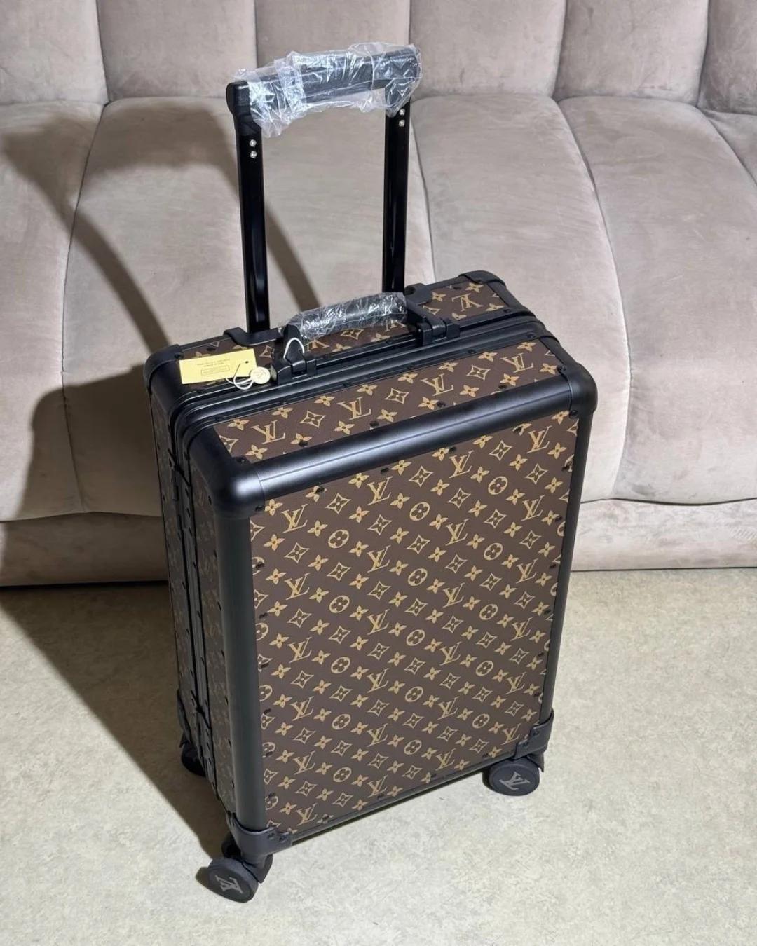 Чемодан Louis Vuitton