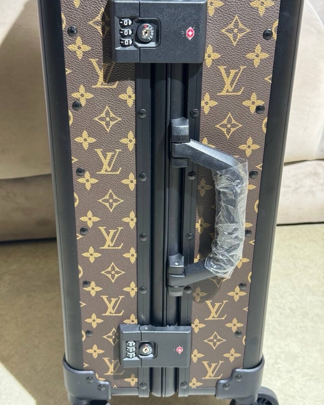 Чемодан Louis Vuitton — фото 3