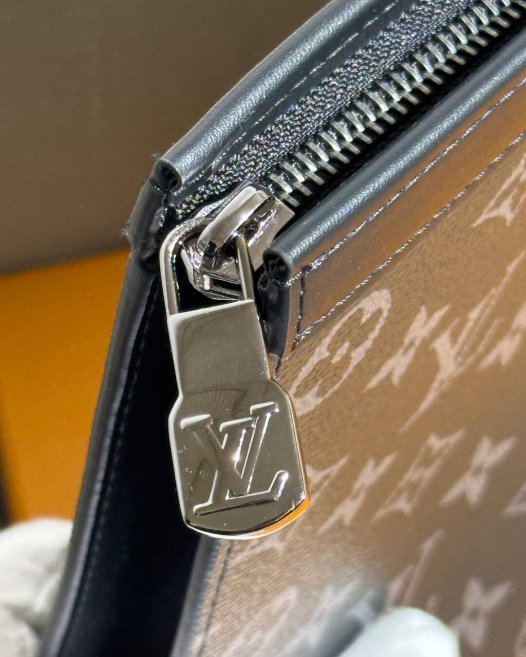 Сумка Louis Vuitton — фото 6